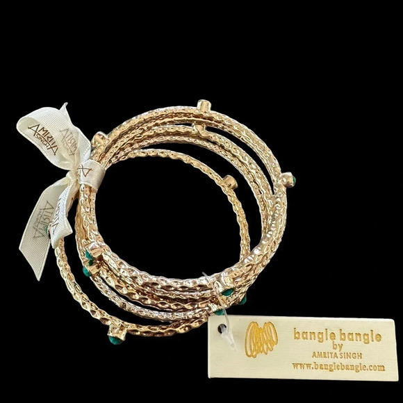 NWT Bangle Bangle Amrita Singh 4 Piece Bracelet Set Gold Green 8” Heavy New - Picture 2 of 4